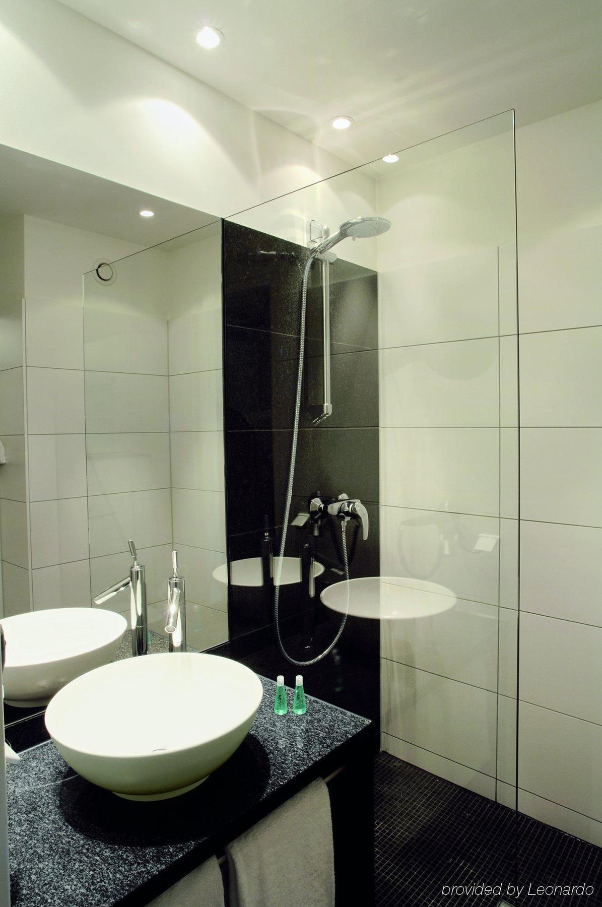 Motel One Nuernberg-City Kamer foto