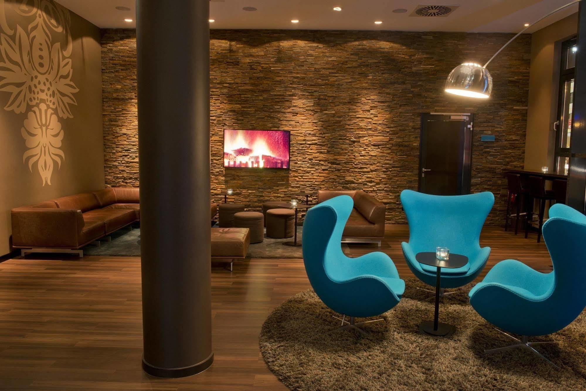 Motel One Nuernberg-City Buitenkant foto
