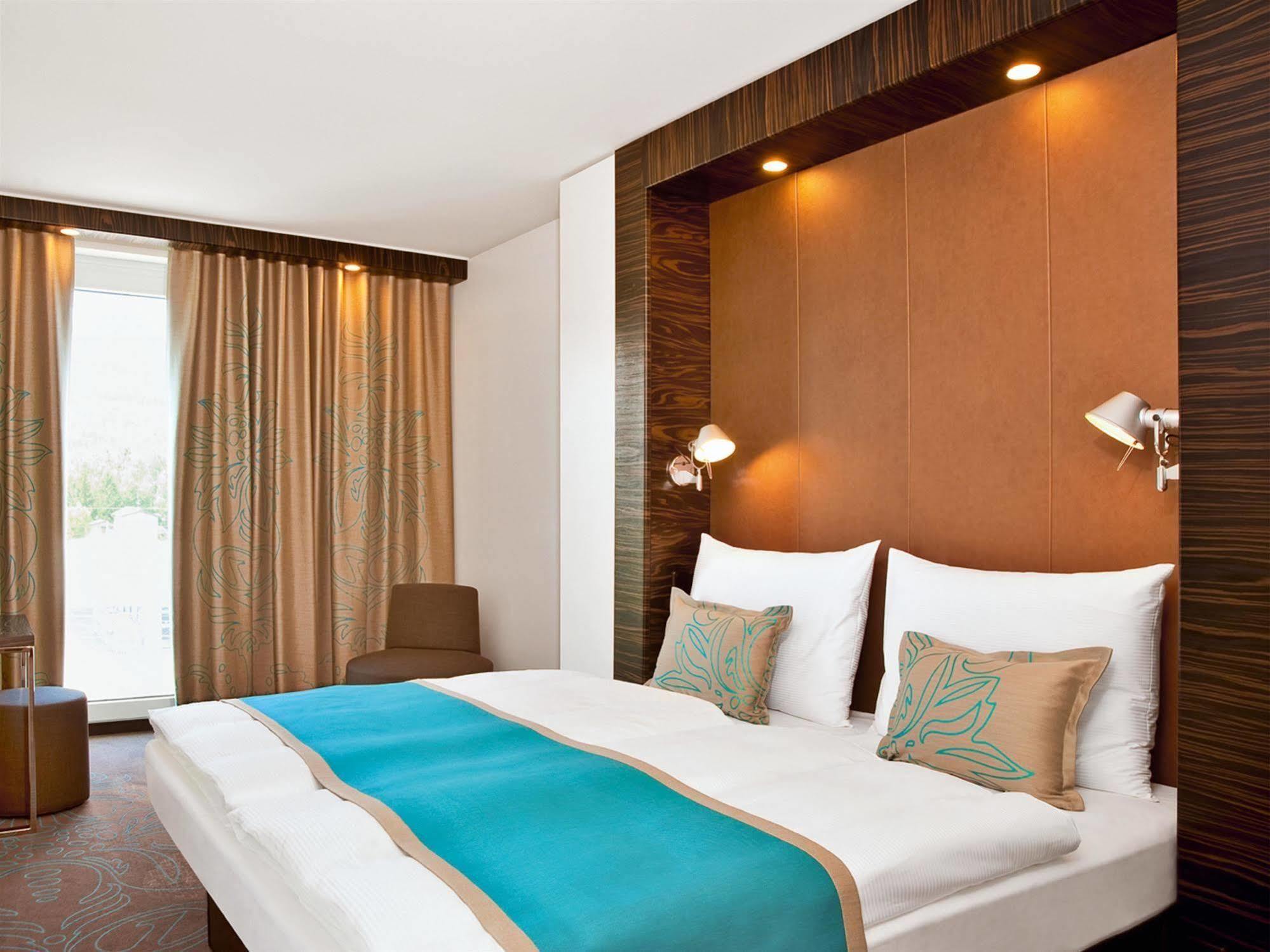 Motel One Nuernberg-City Buitenkant foto